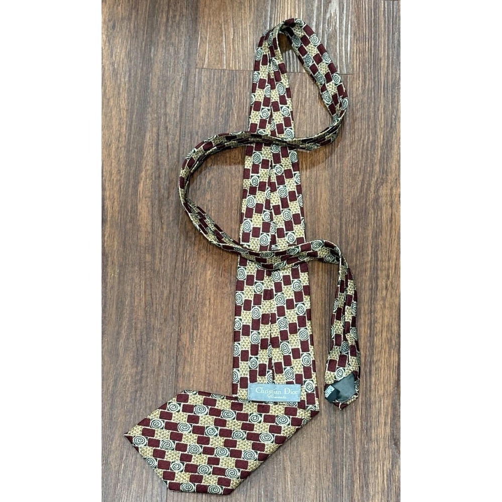 Christian Dior Cravate 100% Silk Neck Tie 56  1/2 Inches Long